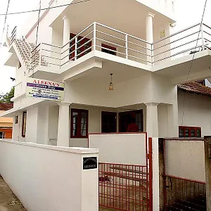 Homestay Aleenas, Kochi